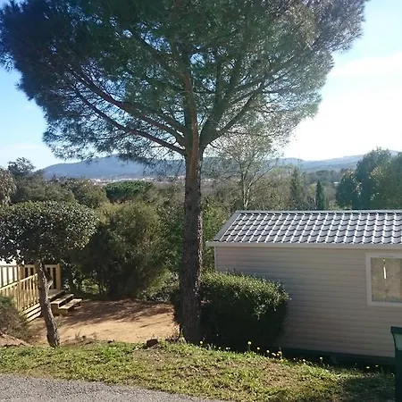 Domaine Des Naiades 4*