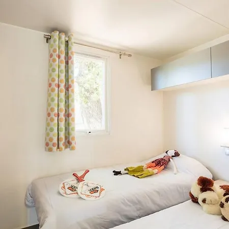 Campsite Domaine Des Naiades 4*